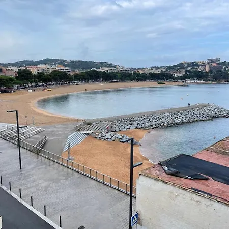 Aquamarine Sant Feliu En La Playa Con Patio Sant Feliu de Guixols